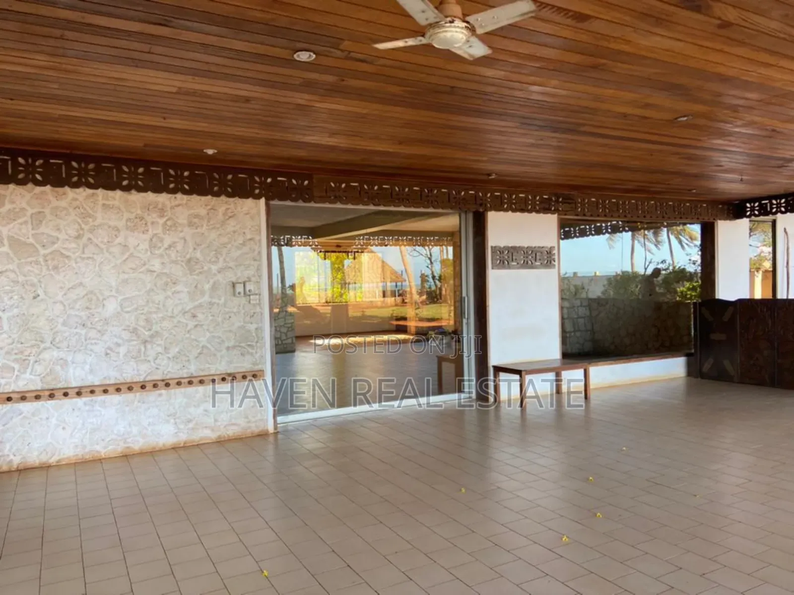 Furnished 8bdrm House in Mbezi Beach for sale
