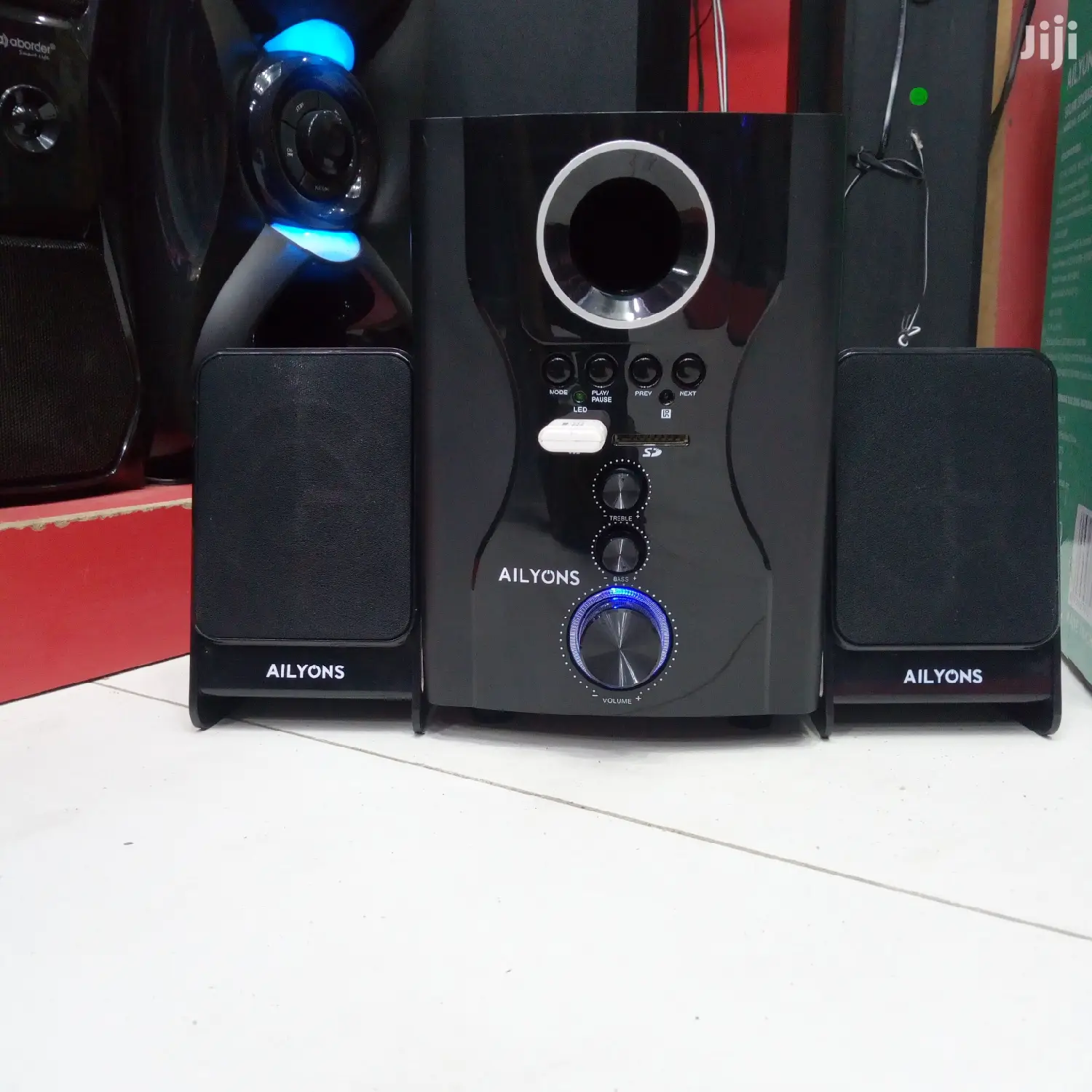 Ailyons Solar Min Speaker