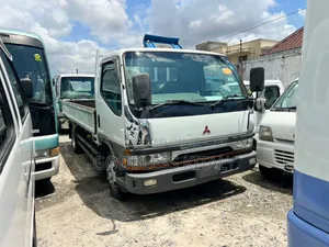 Mitsubishi Canter 1998 White