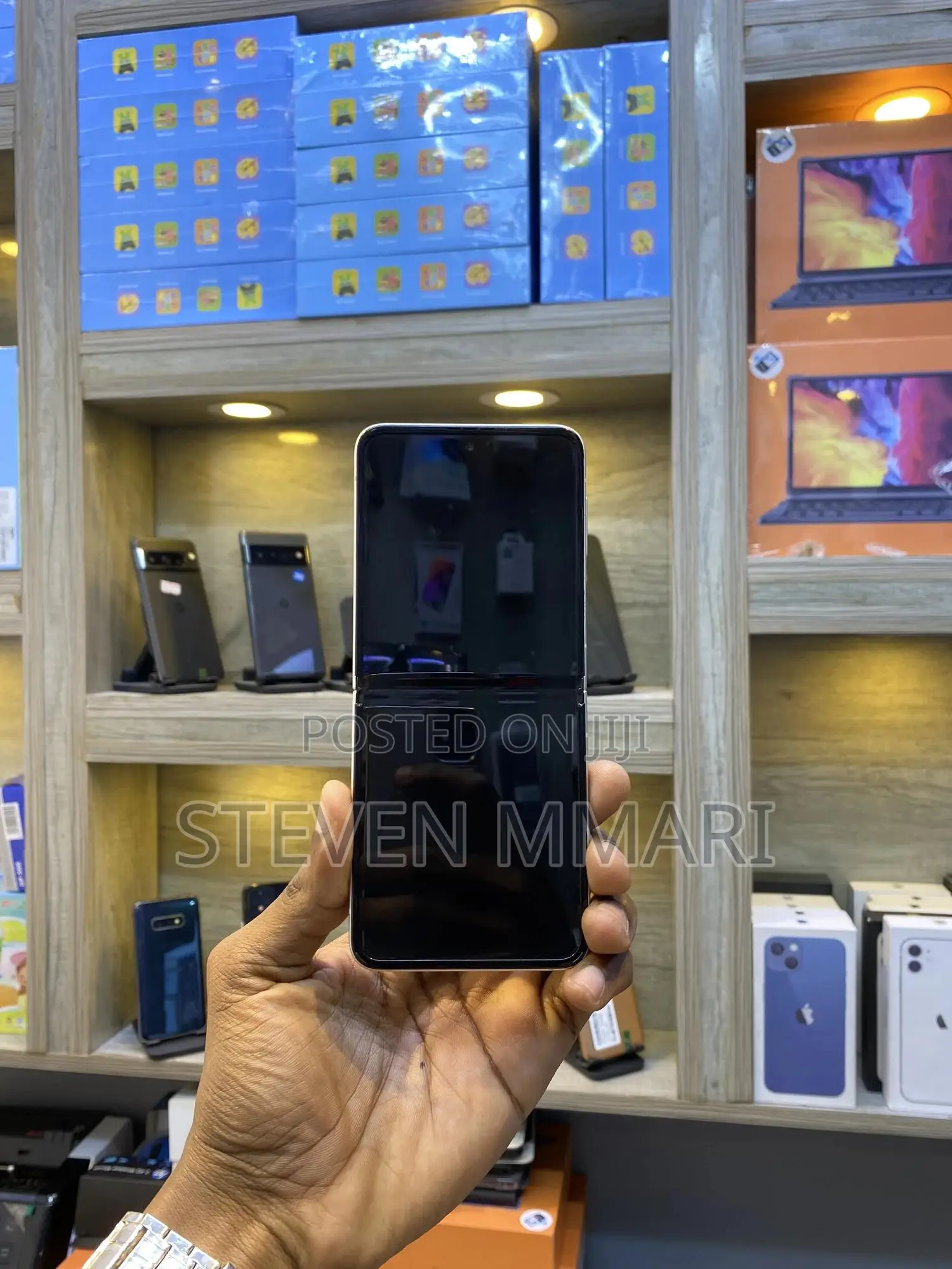 New Samsung Galaxy Z Flip 3 128 GB
