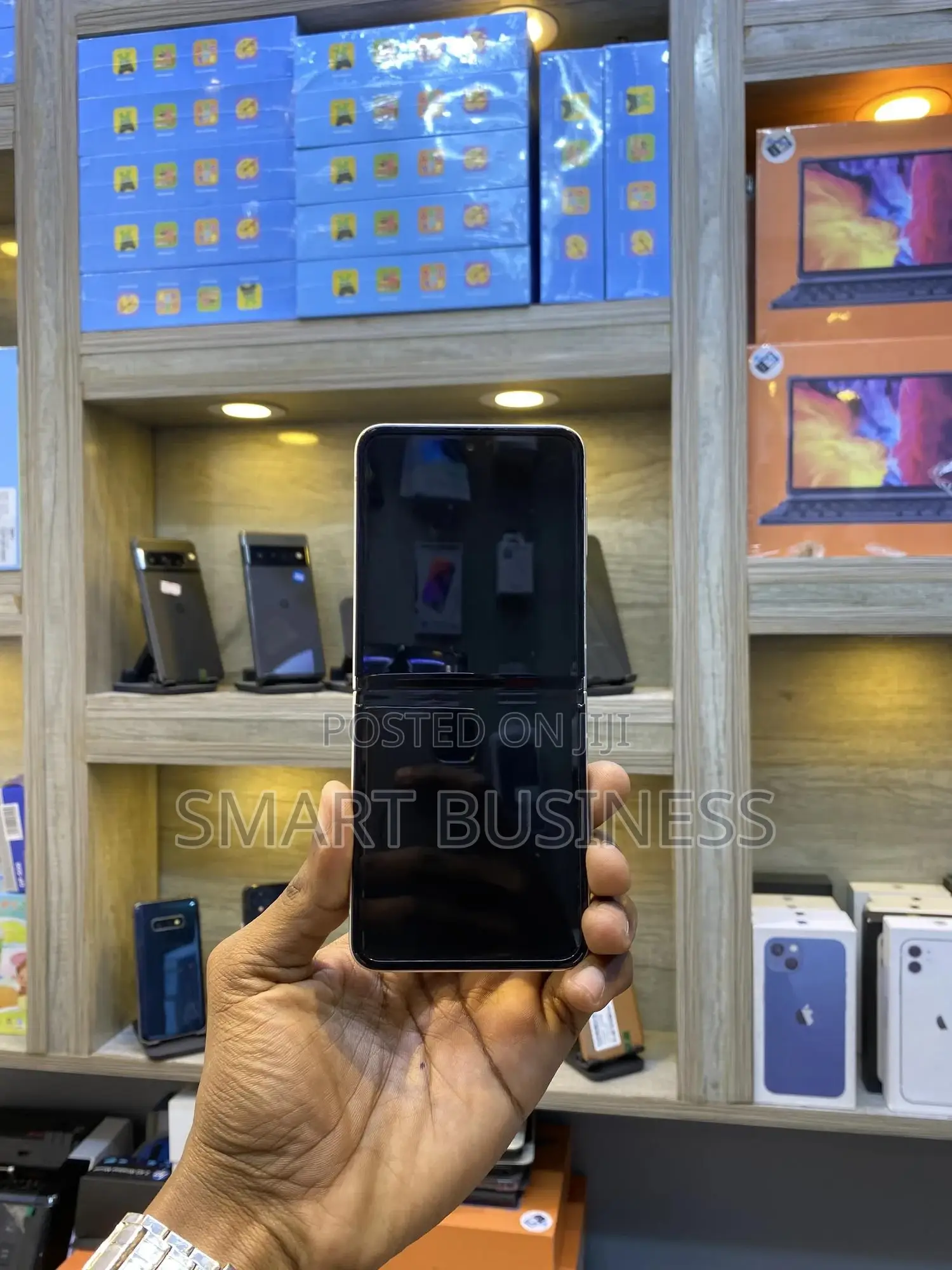 New Samsung Galaxy Z Flip 3 128 GB