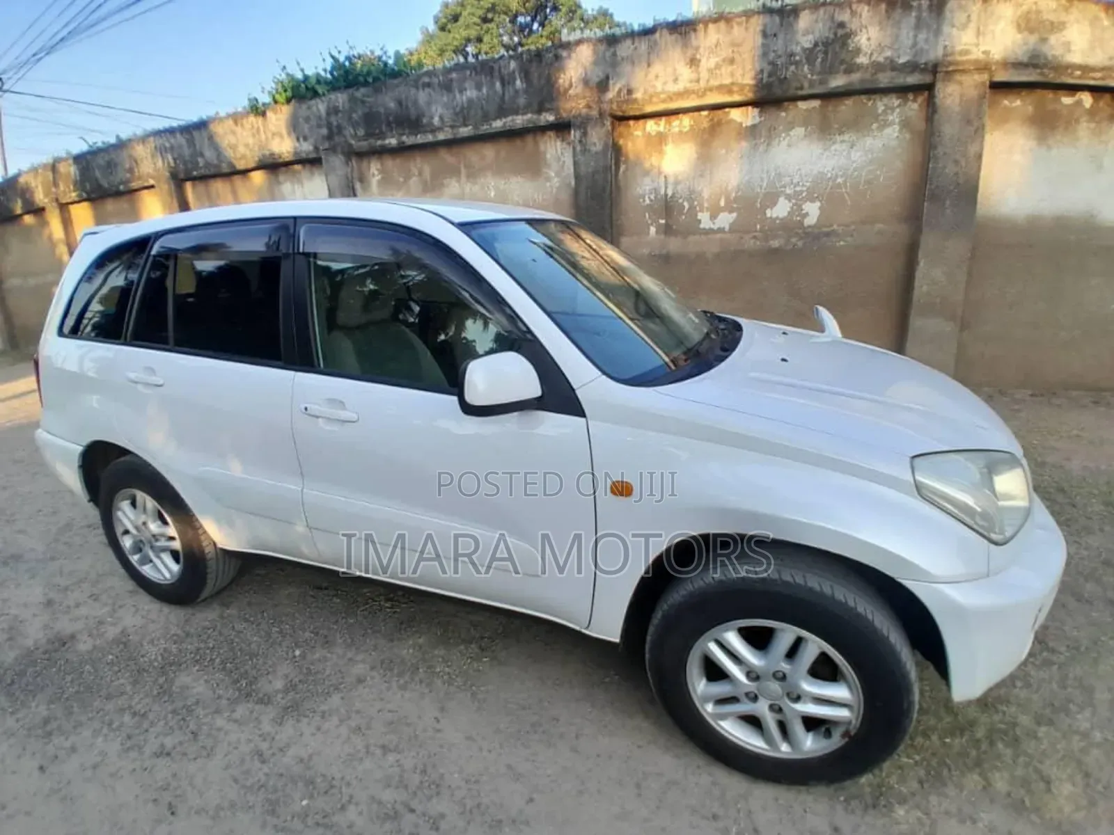Toyota RAV4 2005 White