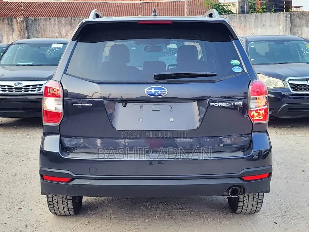 Subaru Forester 2015 Gray
