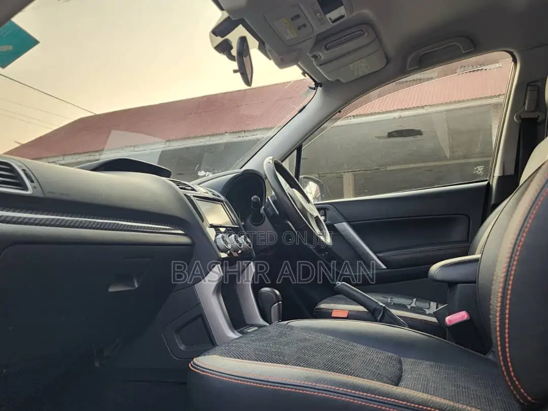 Subaru Forester 2015 Gray
