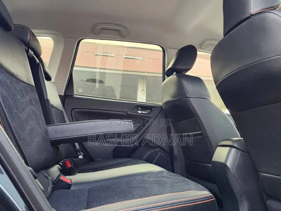 Subaru Forester 2015 Gray