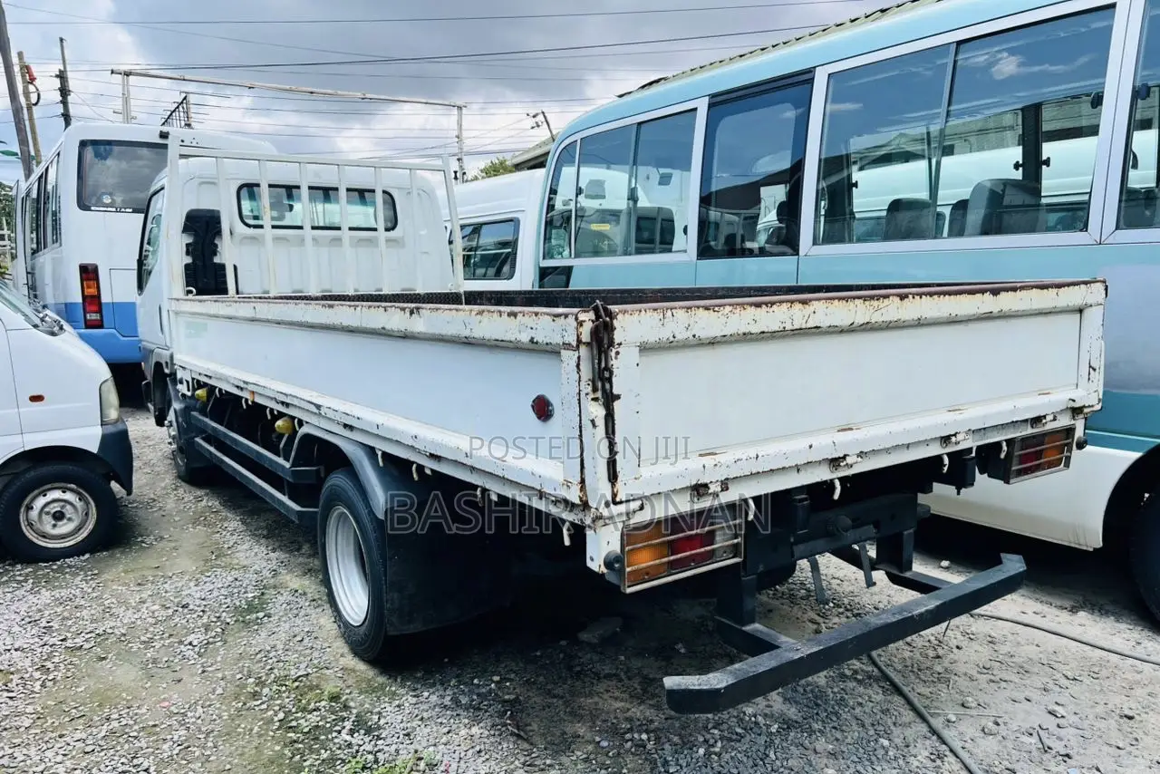 Mitsubishi Canter Longbase Mpya Unregistered 3.5 Tonnes Injection.