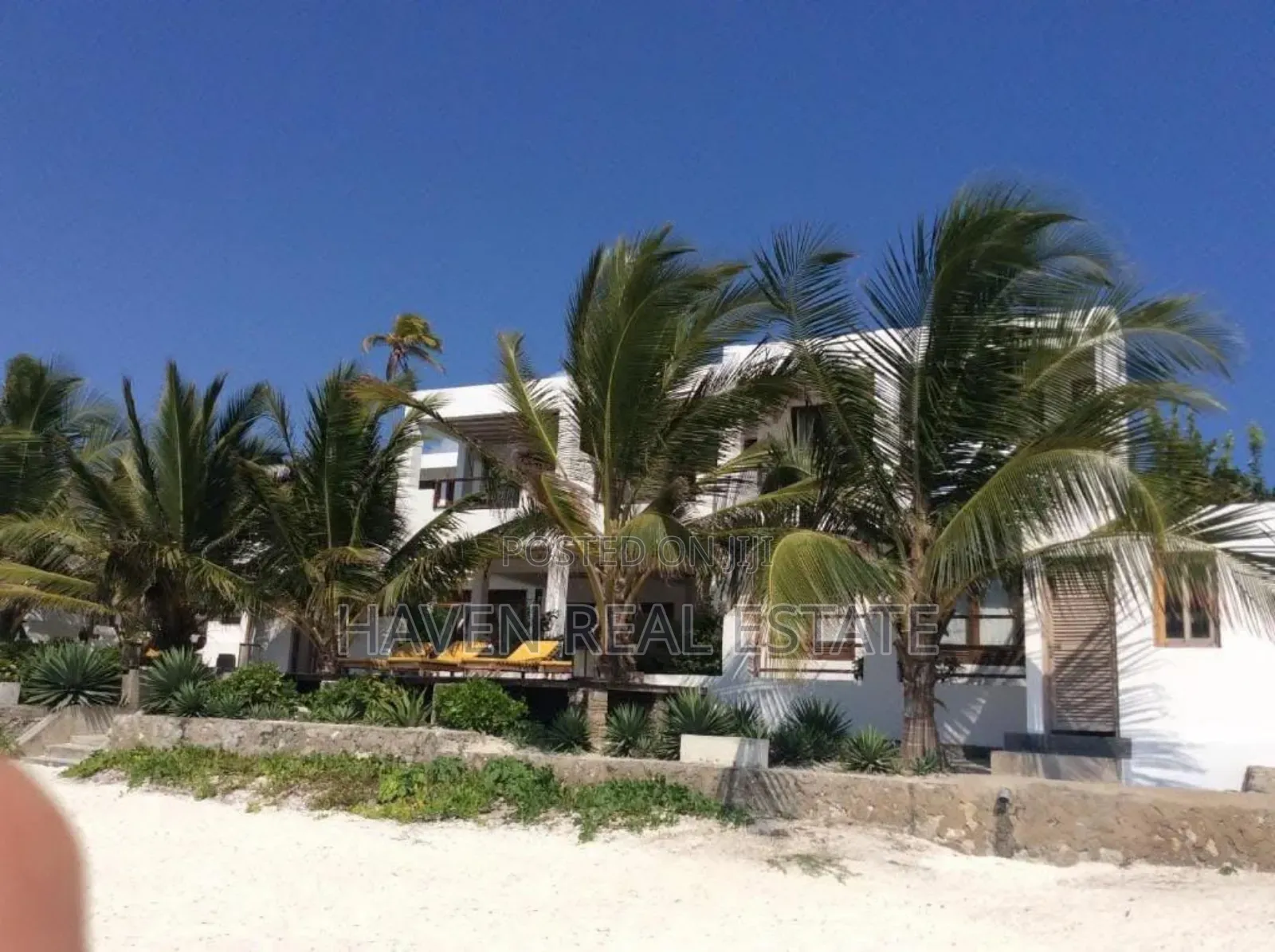 Furnished 8bdrm Villa in Unguja North for sale