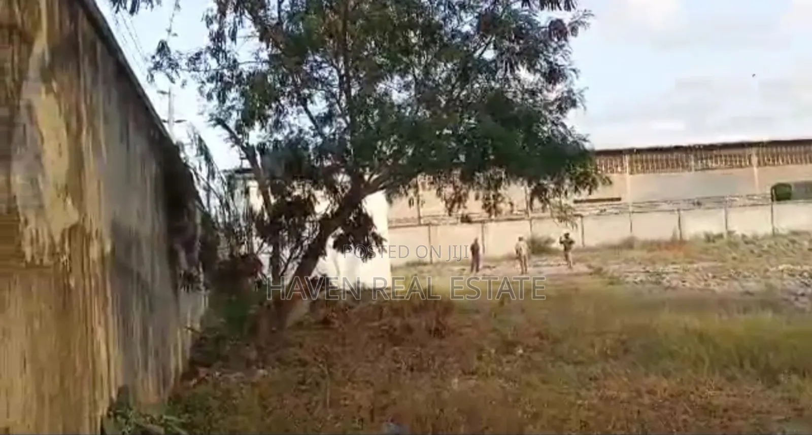 Yard Inauzwa Tabata Matumbi Industrial Area