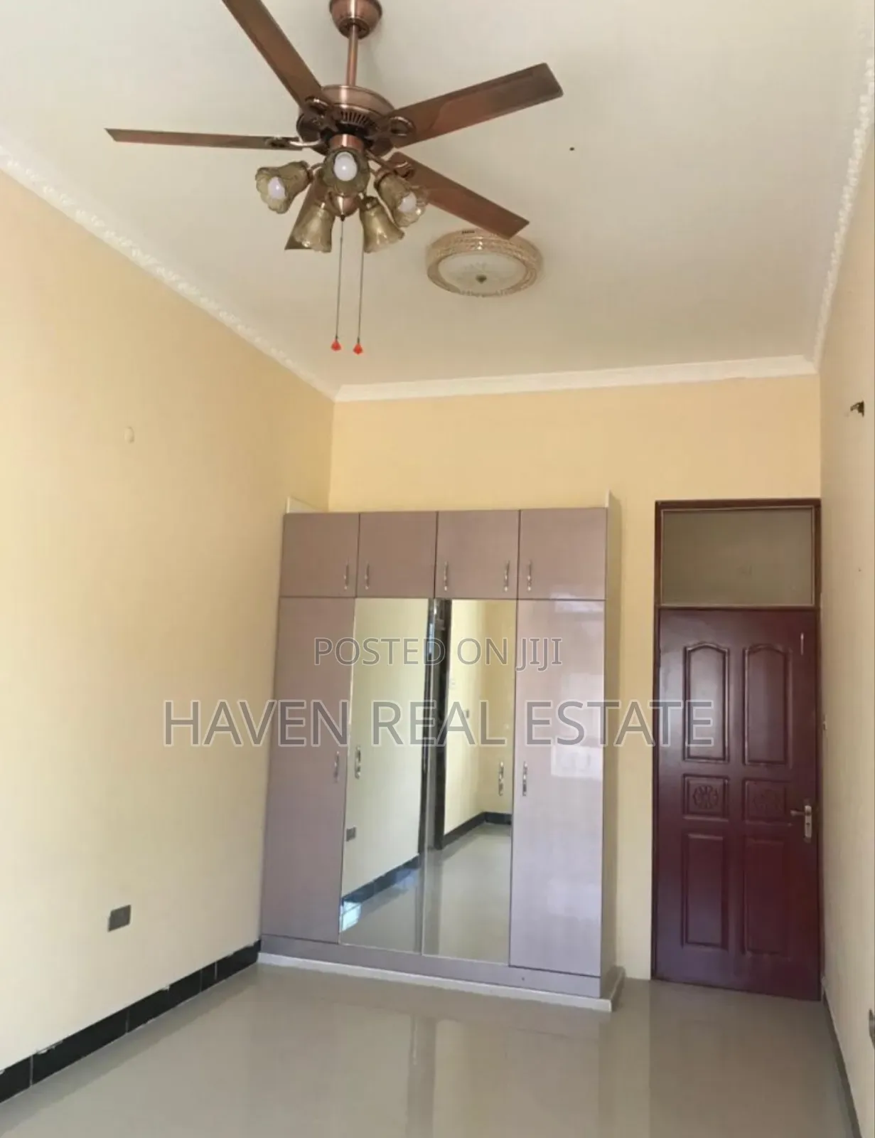5bdrm House in Kunduchi for sale
