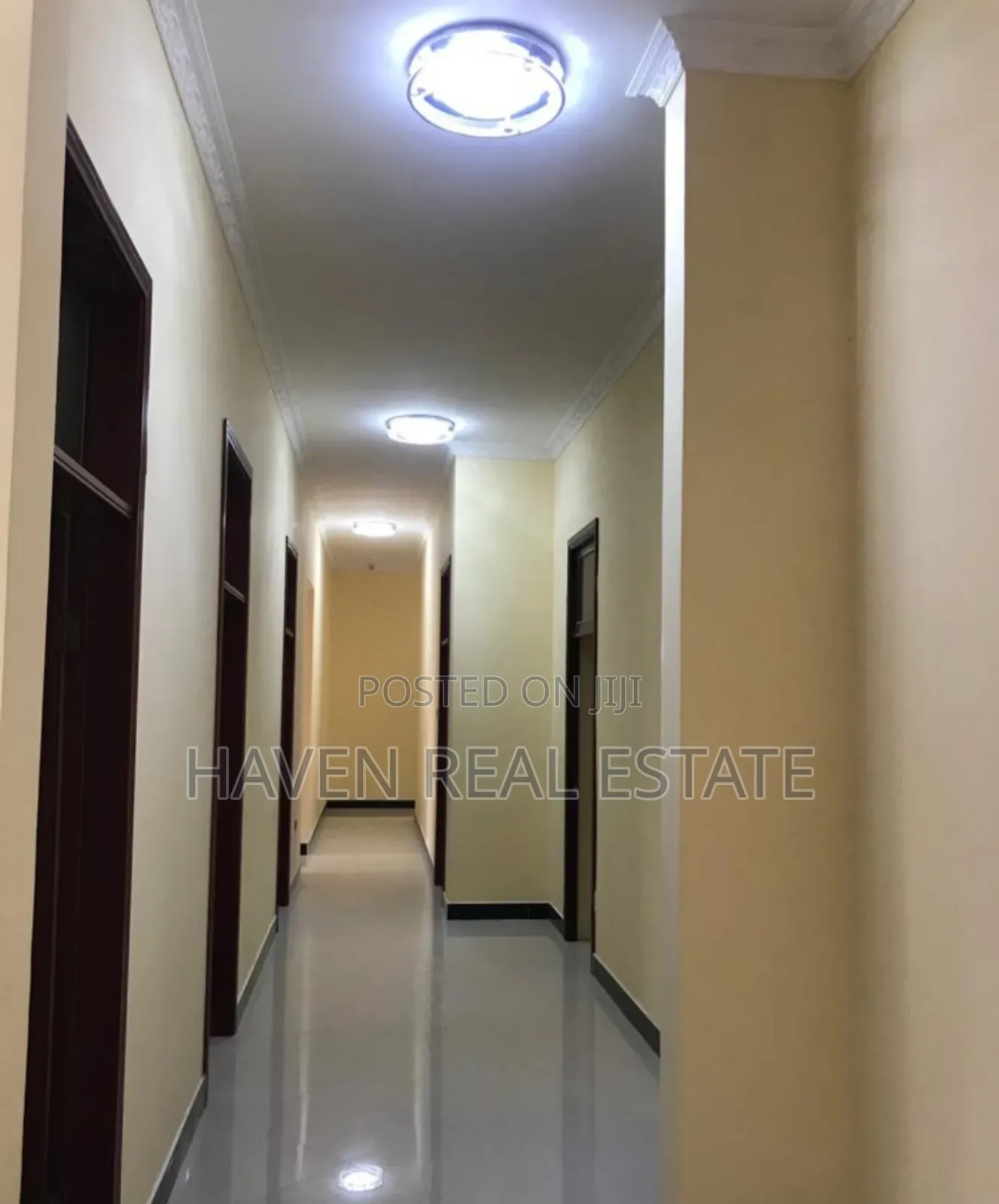 5bdrm House in Kunduchi for sale