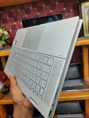 Laptop HP Envy X360 15-Cp0013nr 16GB Intel Core I7 SSD 512GB