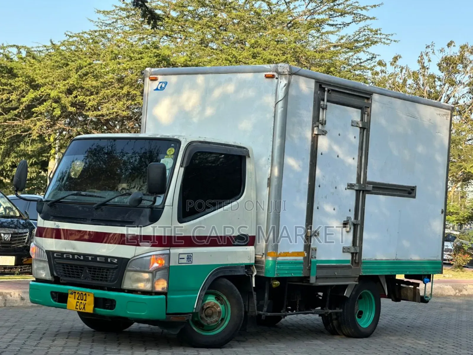 Mitsubishi Canter 2006 White