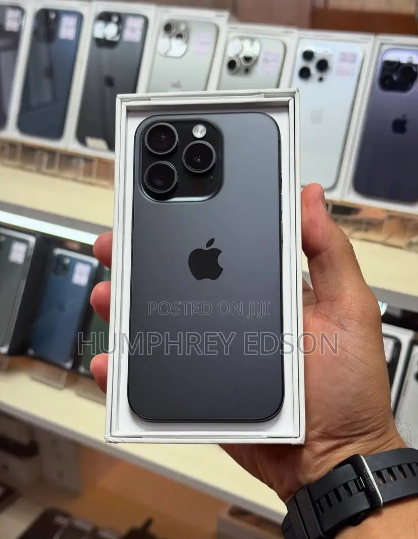 New Apple iPhone 15 Pro 256 GB Black