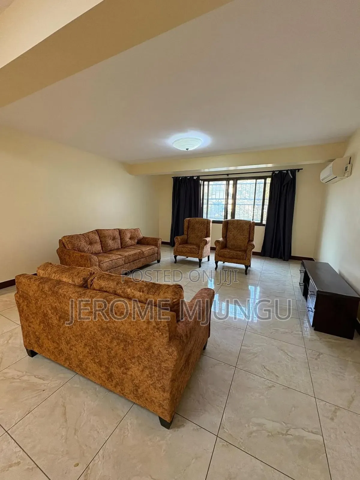 5bdrm Apartment in Oyster Bay for rent