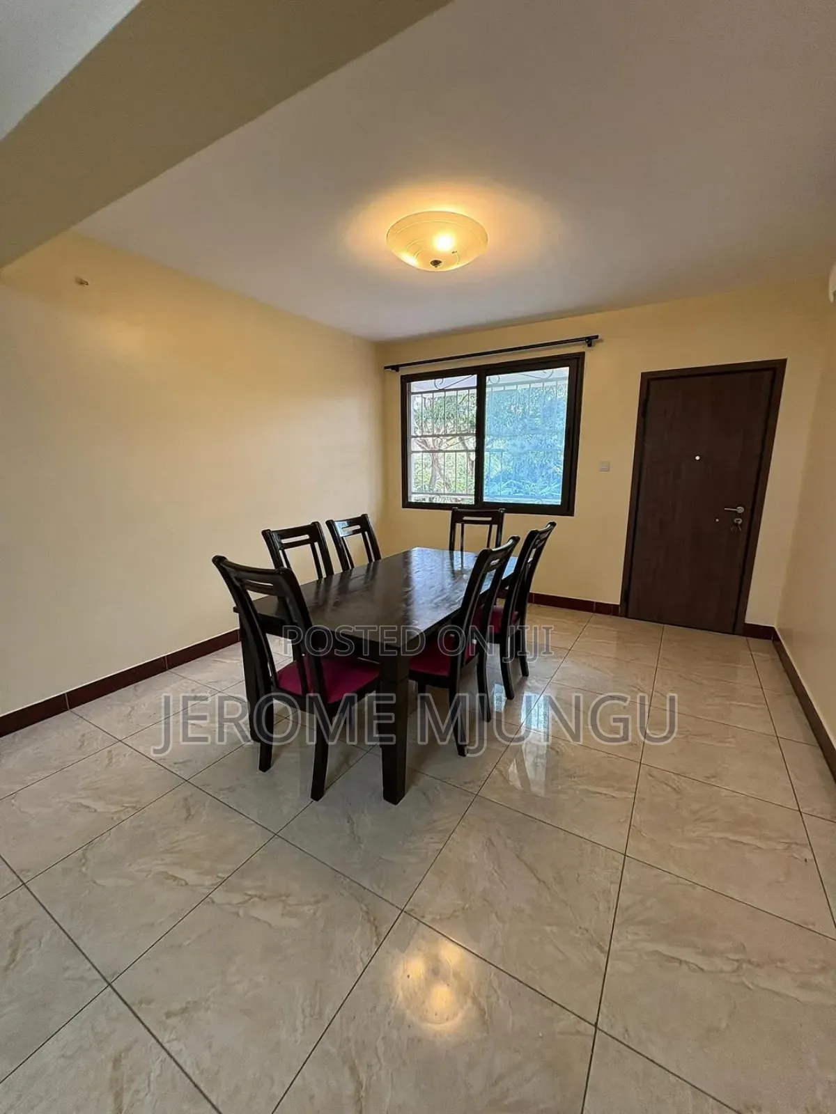 5bdrm Apartment in Oyster Bay for rent