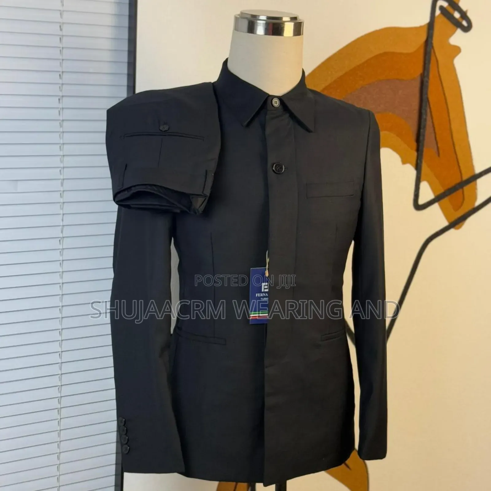 Two Button Kaunda Suti