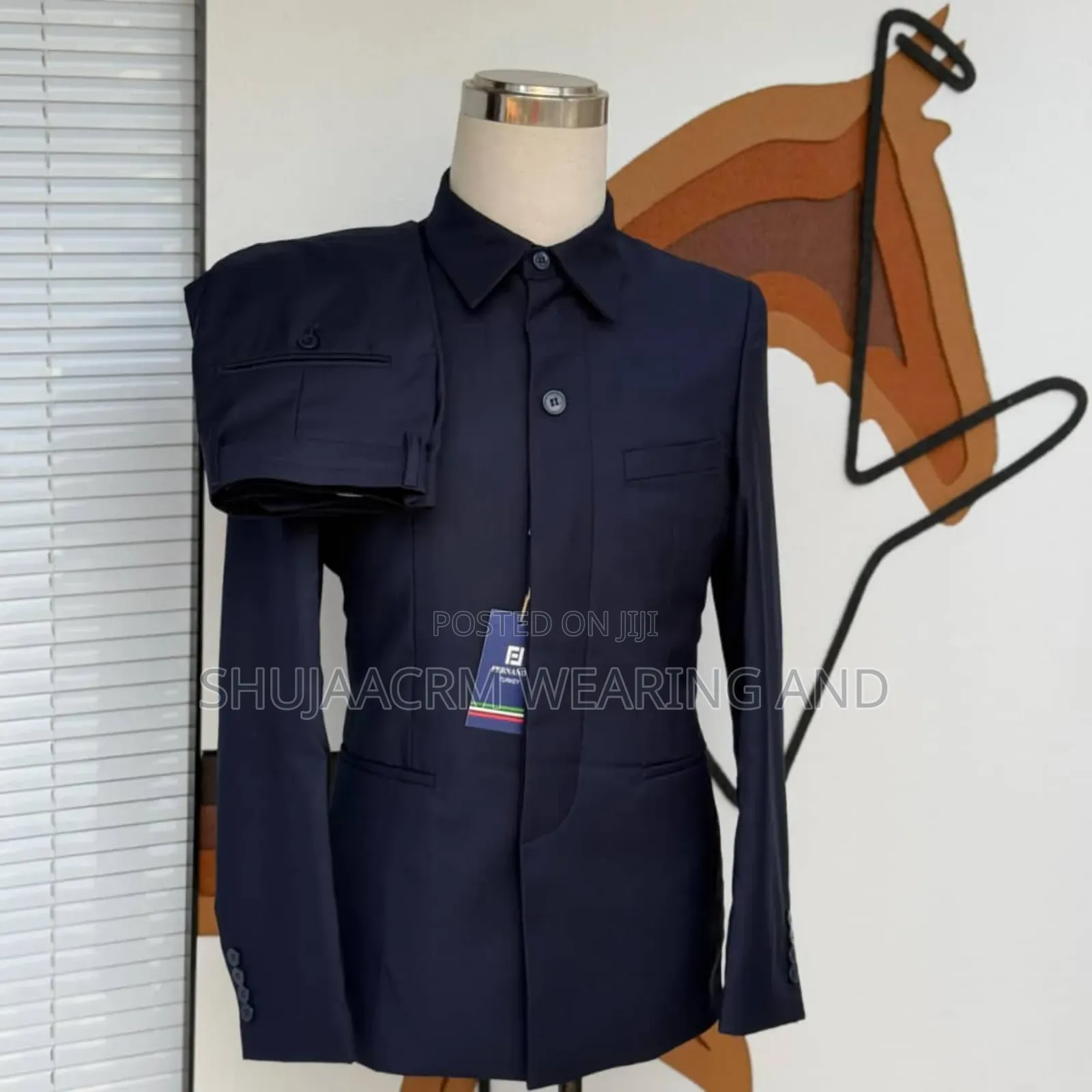 Two Button Kaunda Suti