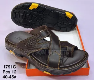 Men's Sandals Completely Leathered and Smartly Looking