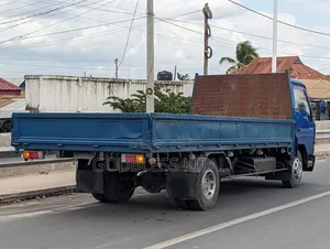 Mitsubishi Fuso 1998 Blue