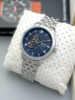 Seiko Luxury Mechanical Watch Silver and Blue
