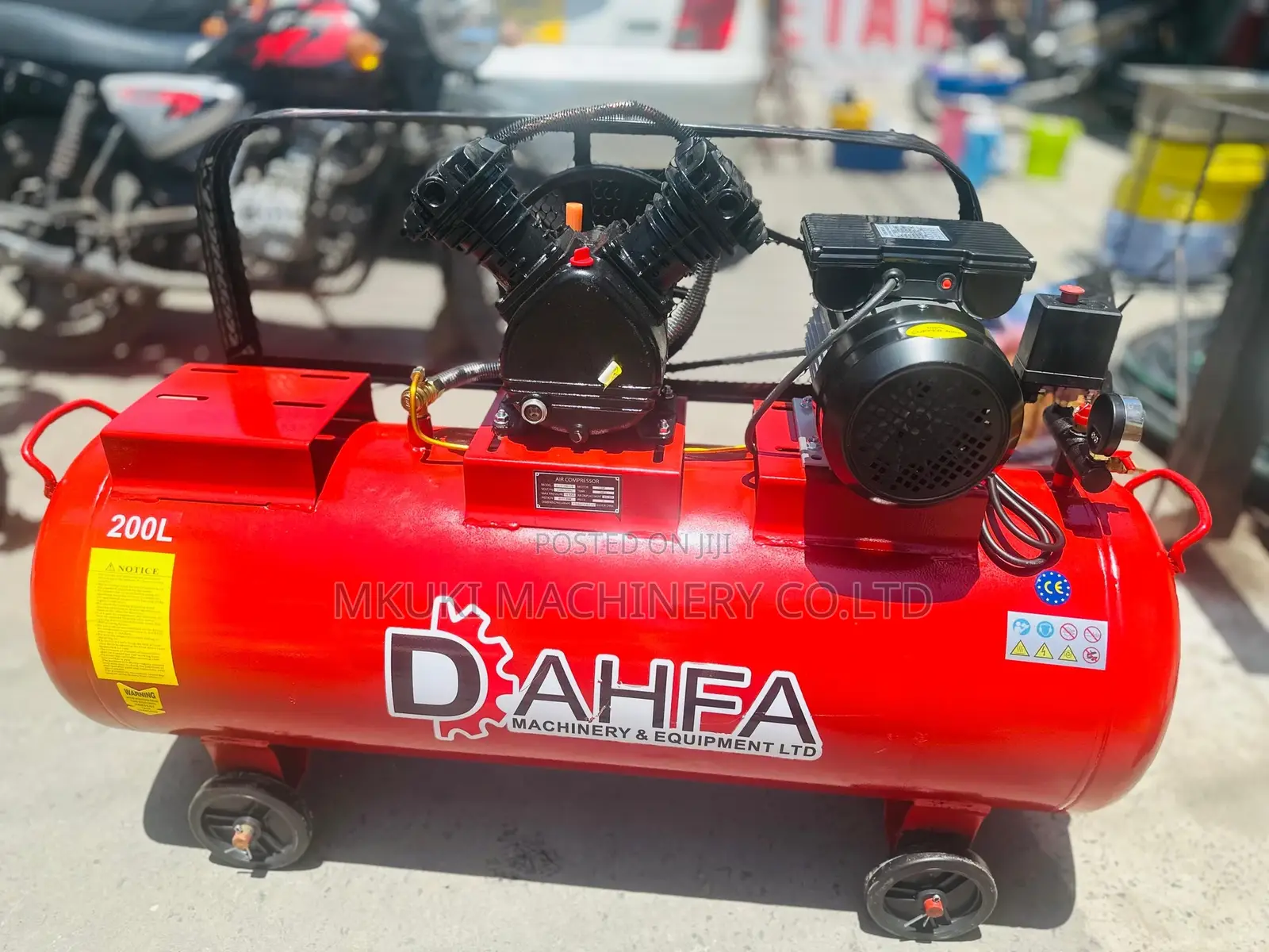 Dahfa Air Compressor Brand New 200liters Available