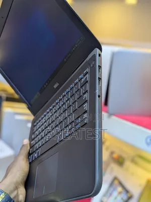 Laptop Dell Latitude 3380 8GB Intel Core I5 HDD 500GB