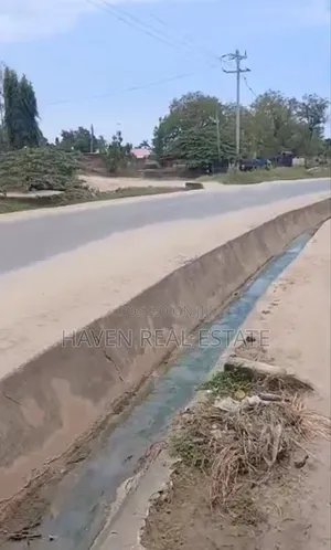 Plot Inauzwa Tegeta Nyuki
