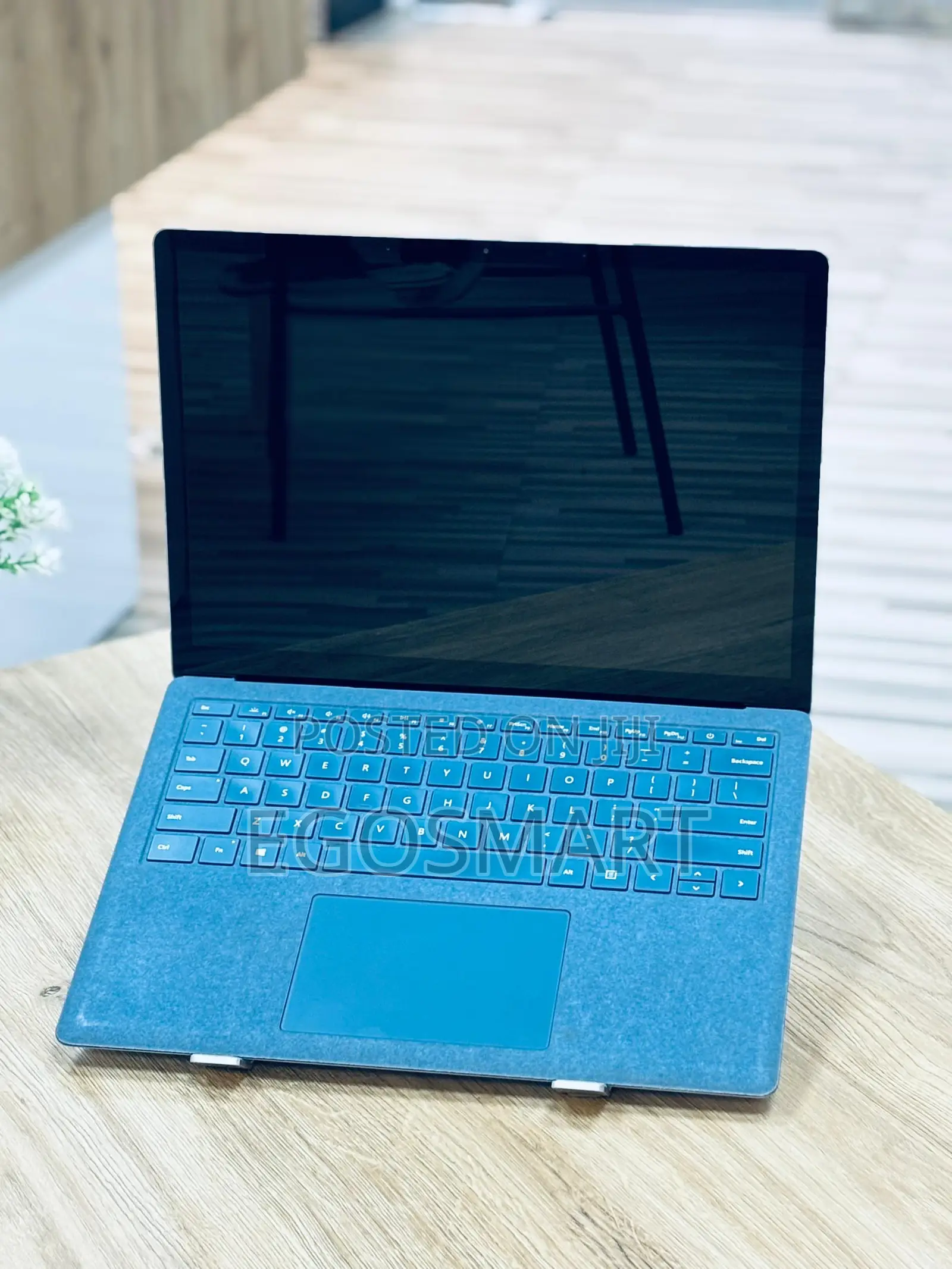 New Laptop Microsoft Surface Laptop 4 8GB Intel Core I5 SSD 512GB