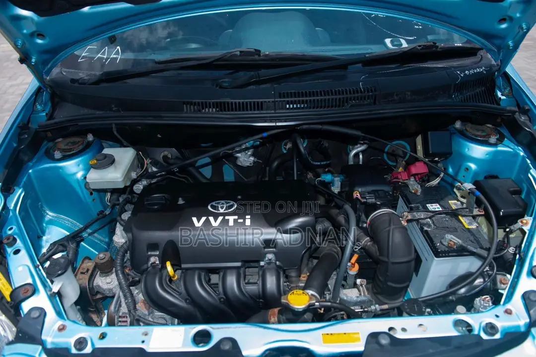 Toyota IST 2005 Blue