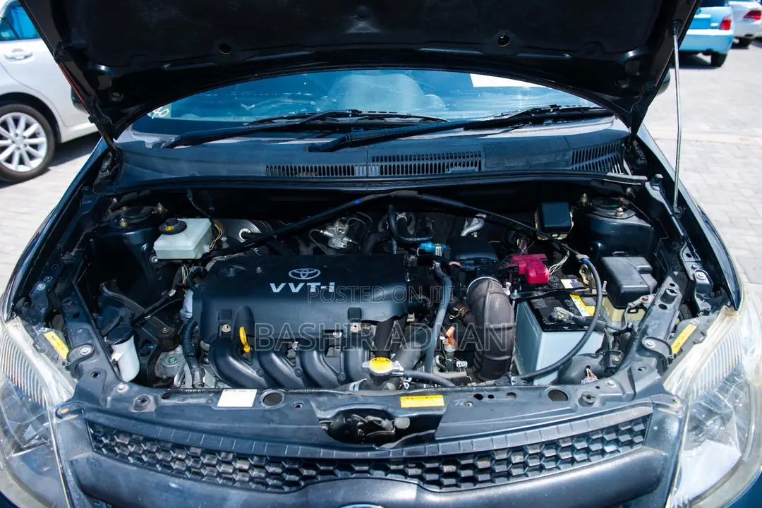 Toyota IST 2006 Black