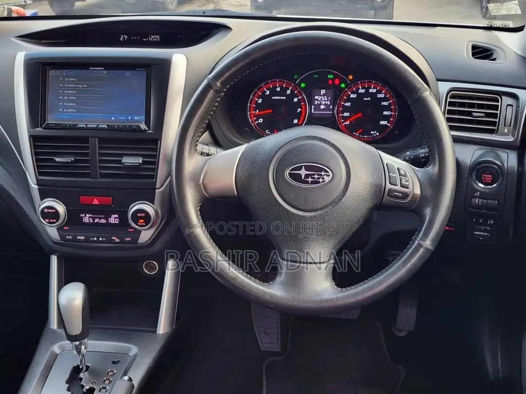 Subaru Forester 2010 Silver