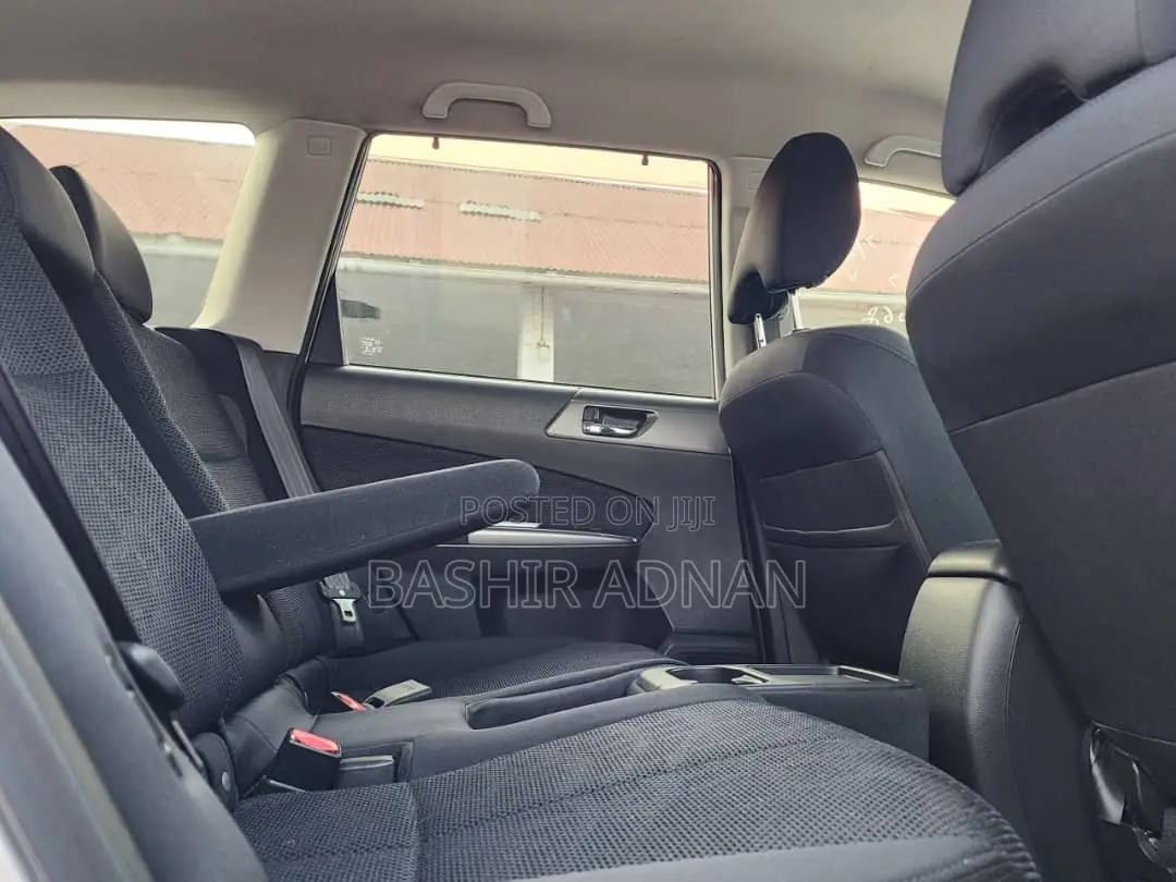 Subaru Forester 2010 Silver