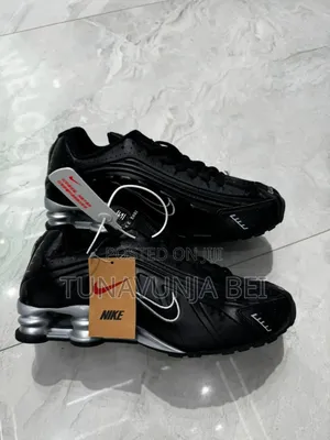 Nike Shox Sneakers 