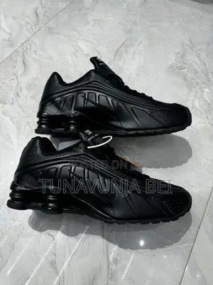 Nike Shox Sneakers 
