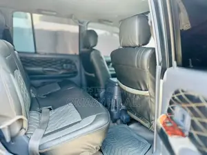 Toyota Land Cruiser Prado 2002 Silver