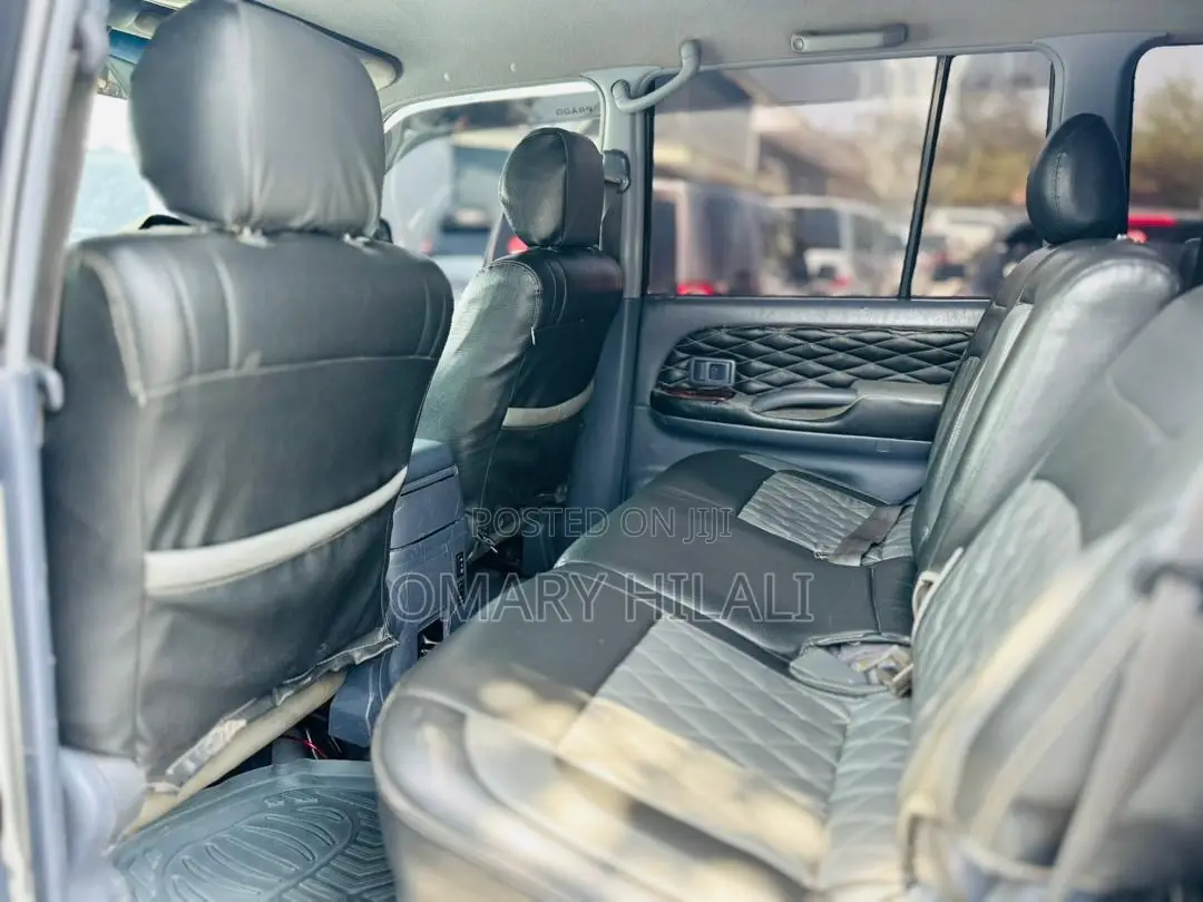 Toyota Land Cruiser Prado 2002 Silver