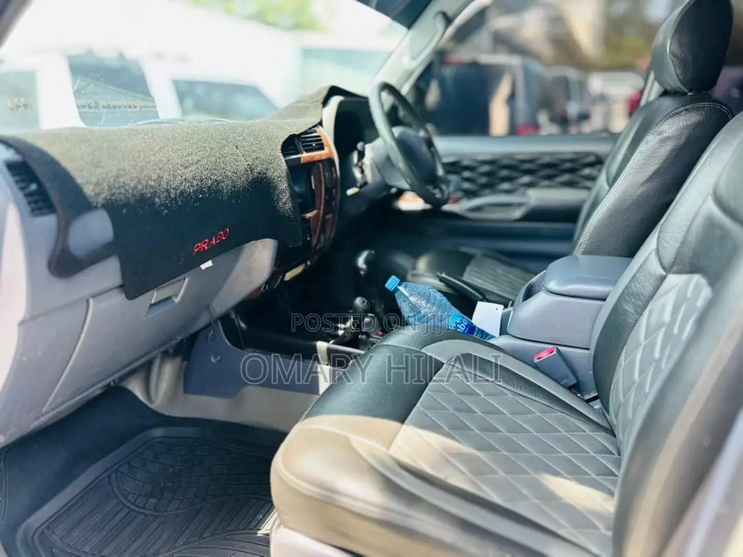 Toyota Land Cruiser Prado 2002 Silver