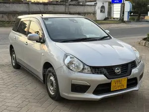 Nissan Advan 2018 Silver
