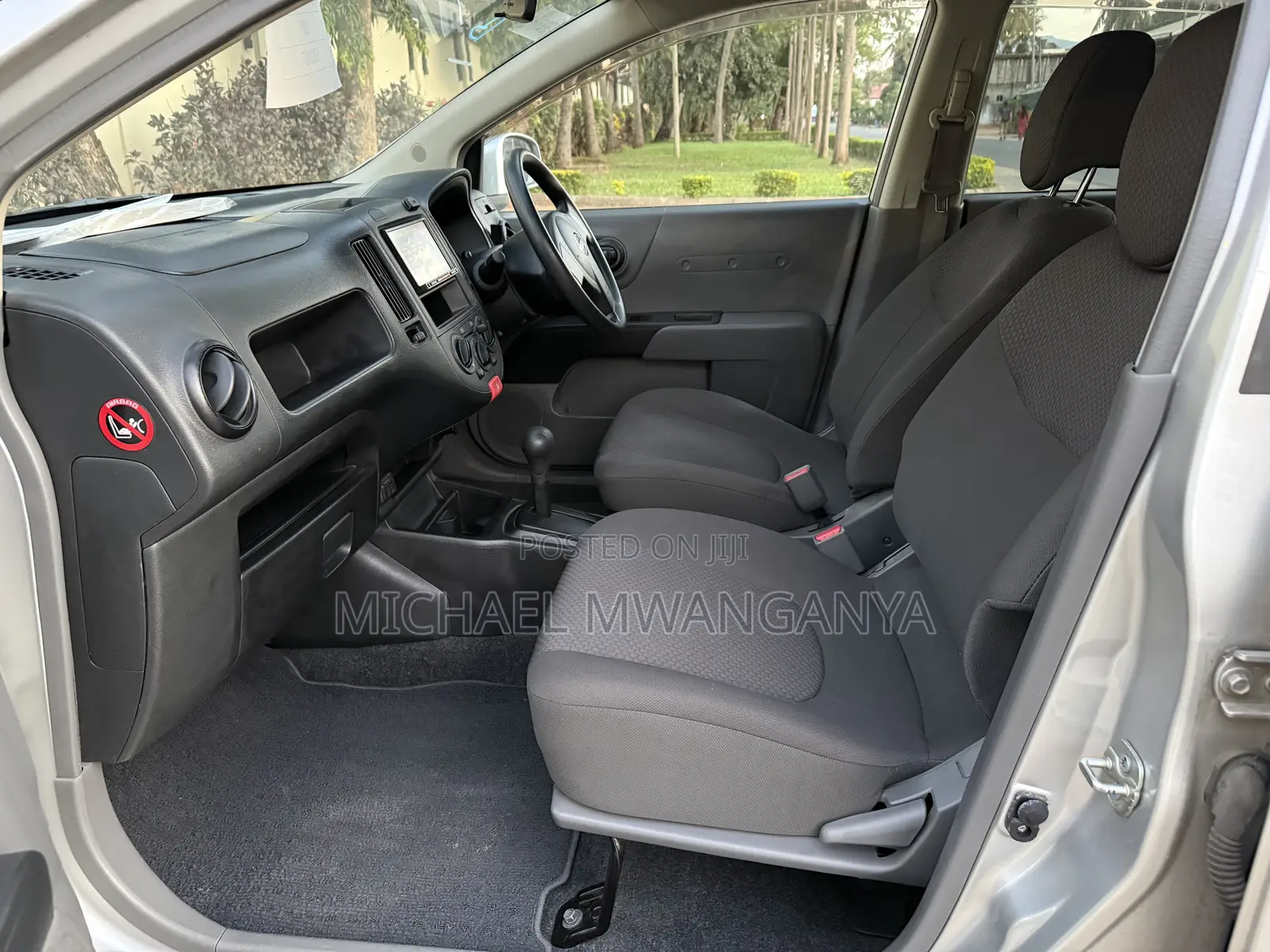 Nissan Advan 2018 Silver
