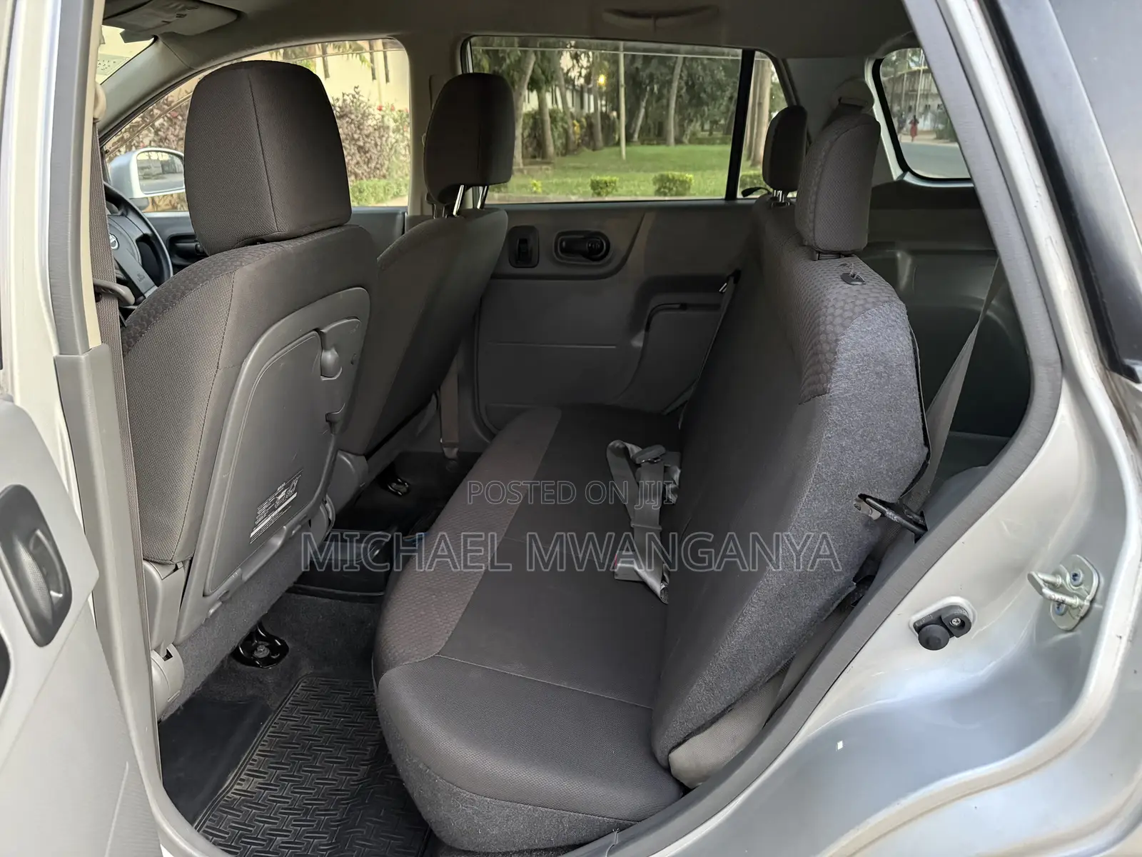 Nissan Advan 2018 Silver