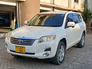 Toyota Vanguard 2009 White