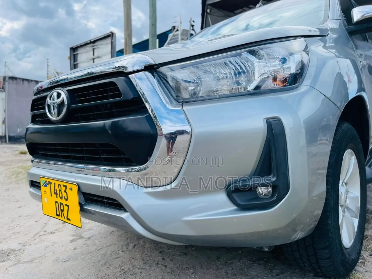 Toyota Hilux Revo Double Cab Deisel 2.4 AWD 2019 Gray