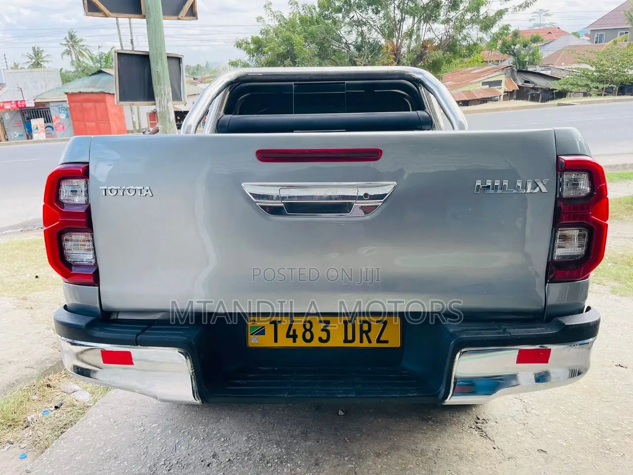 Toyota Hilux Revo Double Cab Deisel 2.4 AWD 2019 Gray