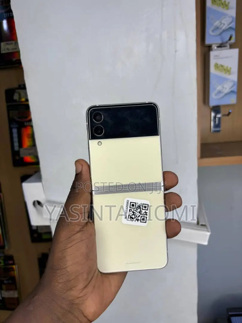 Samsung Galaxy Z Flip 3 128 GB White