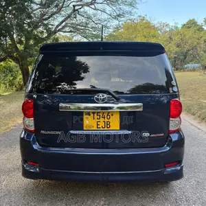 Toyota Corolla Rumion 2009 Blue