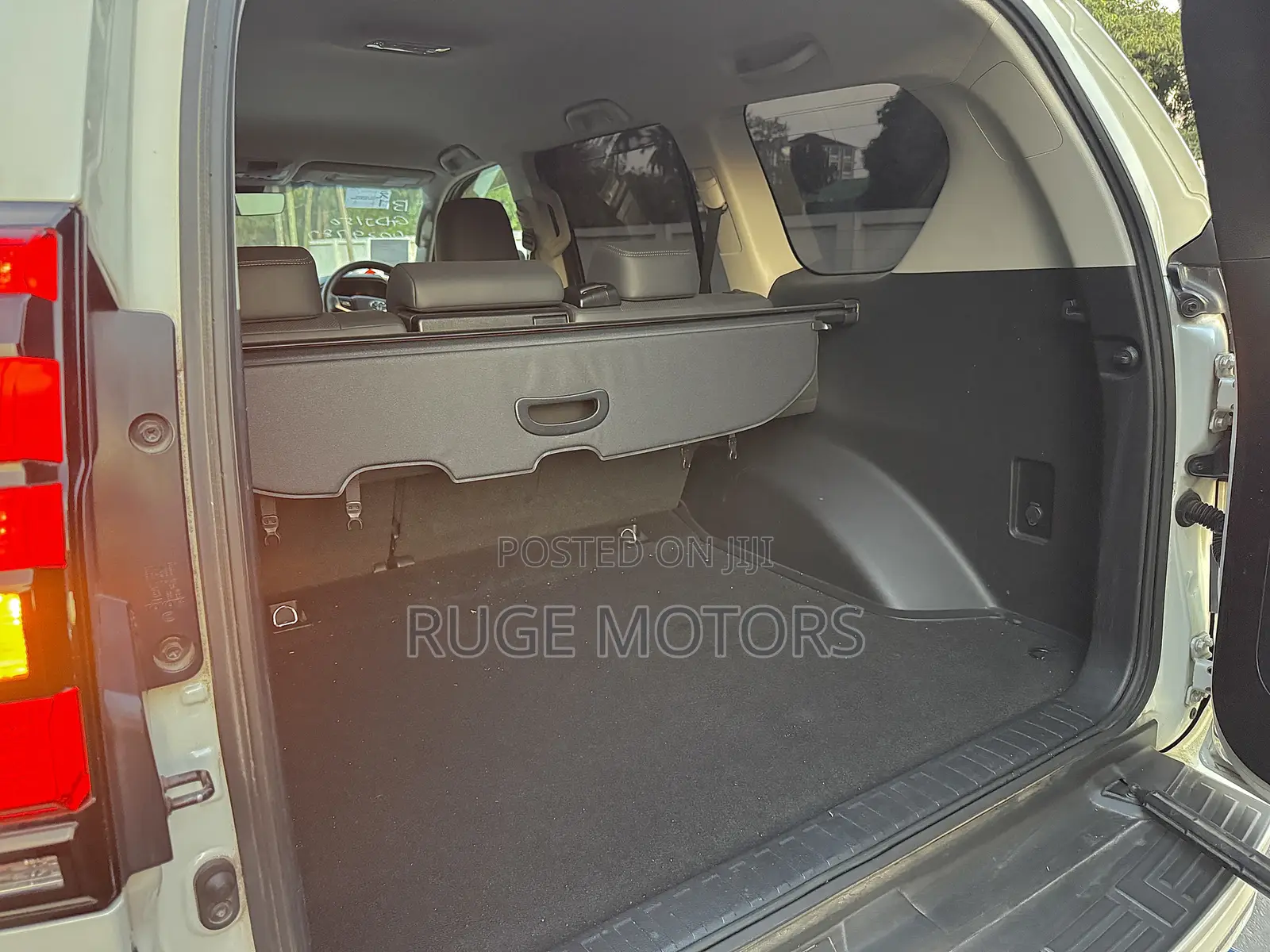 Toyota Land Cruiser Prado 2.8 2018 White