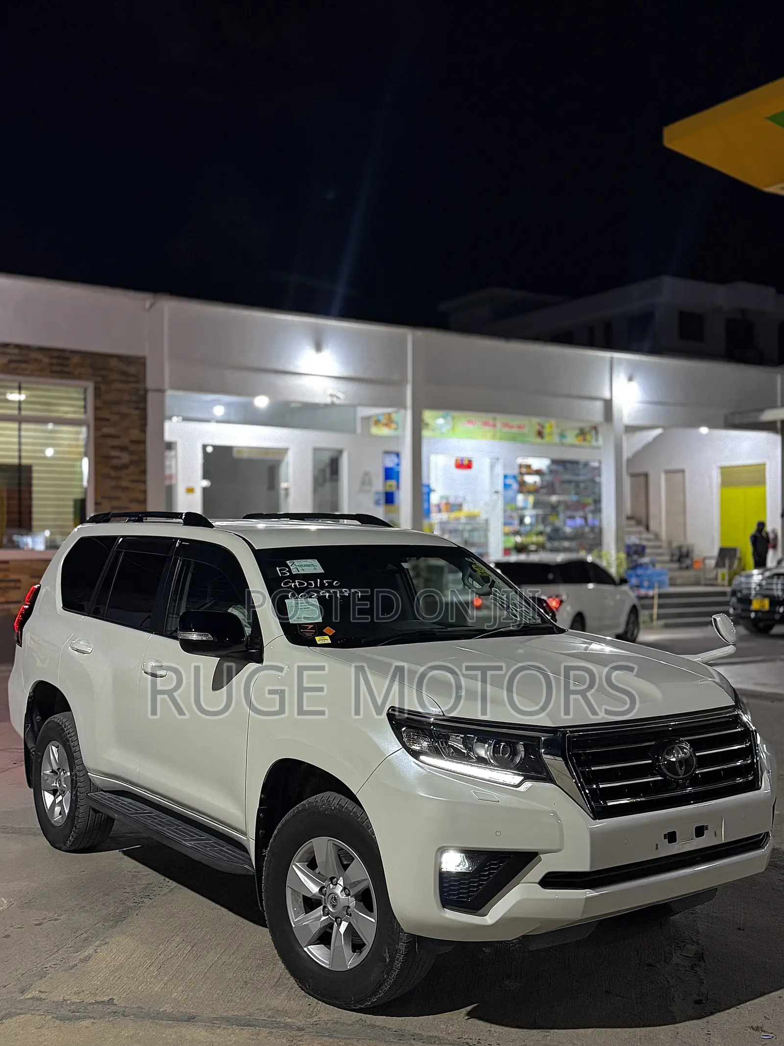 Toyota Land Cruiser Prado 2.8 2018 White