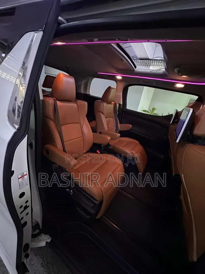 Toyota Vellfire 2015 White