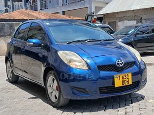 Toyota Vitz 2009 Blue