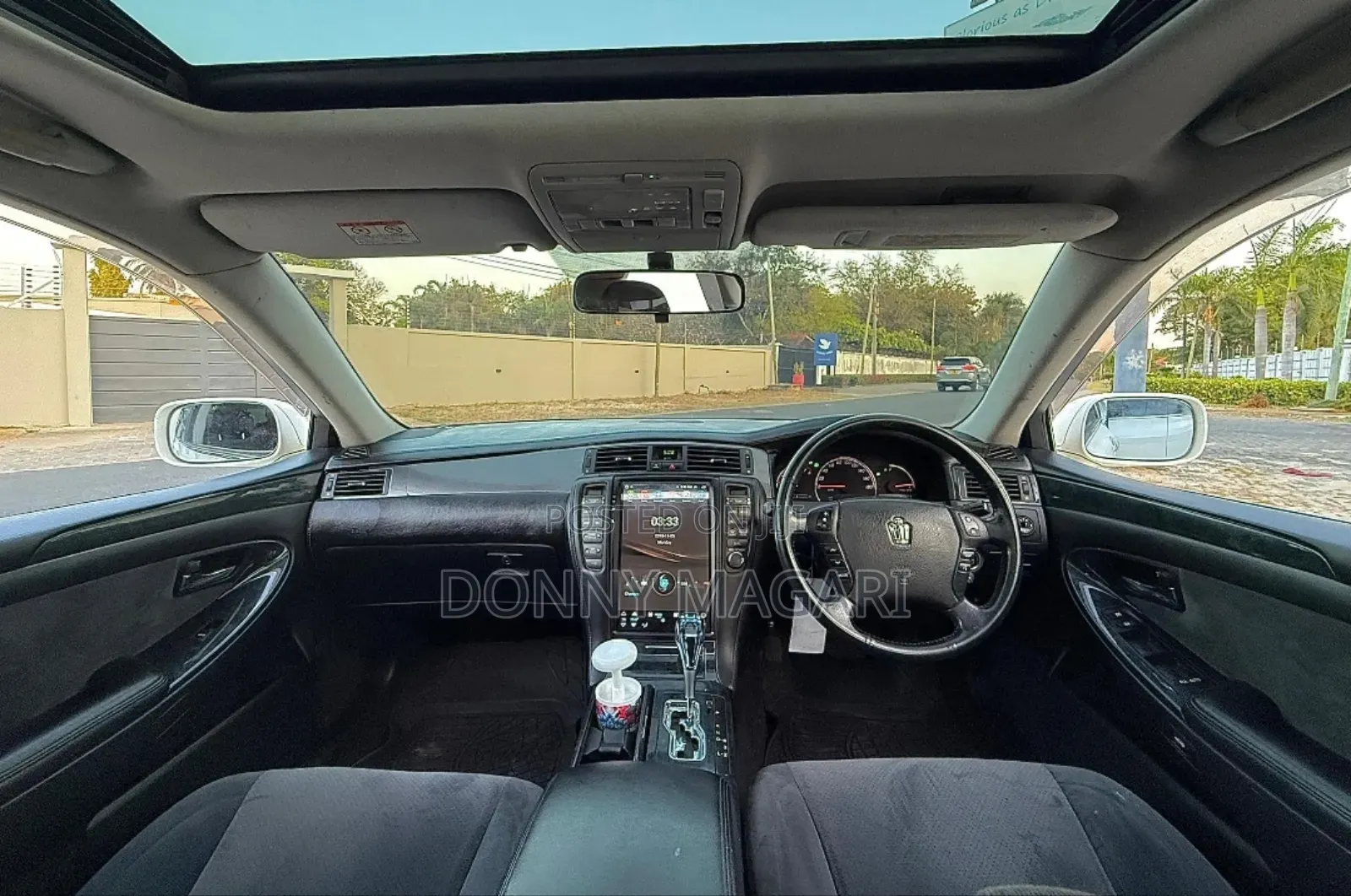 Toyota Crown 2006 White